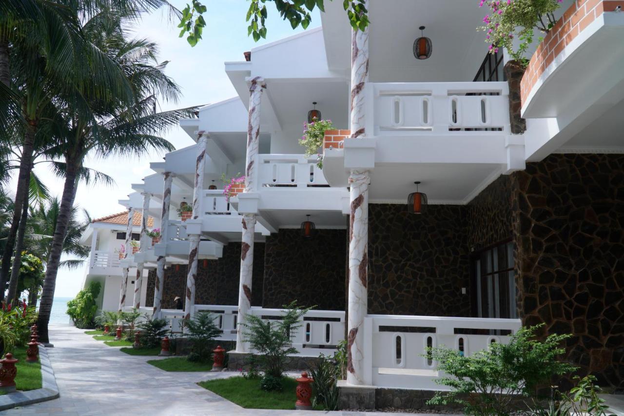 Ravenala Muine Resort Phan Thiet Exterior photo